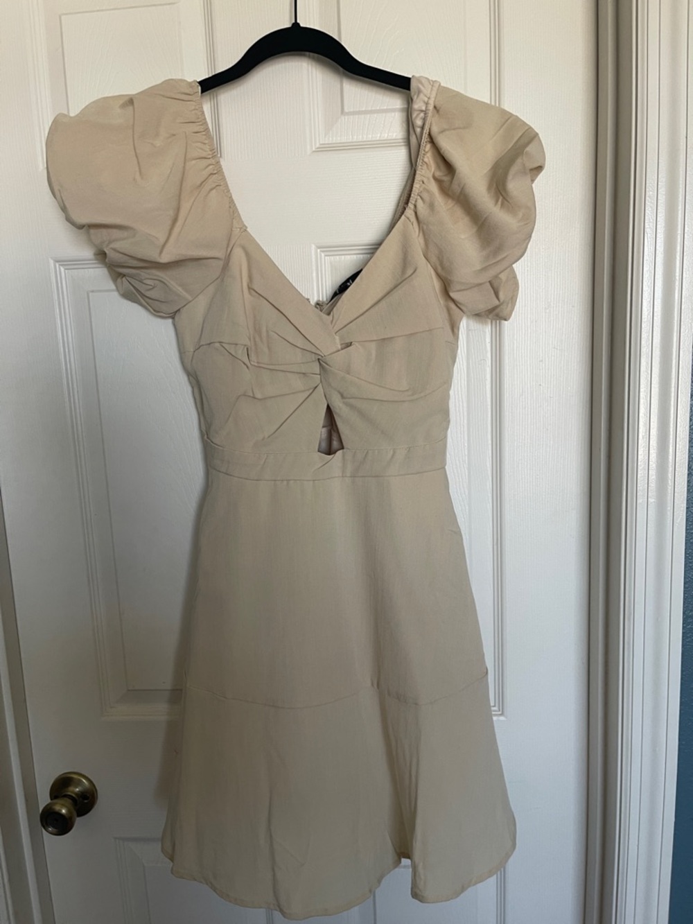 Trixxi Beige Puff-Sleeve V-Neck Mini Dress